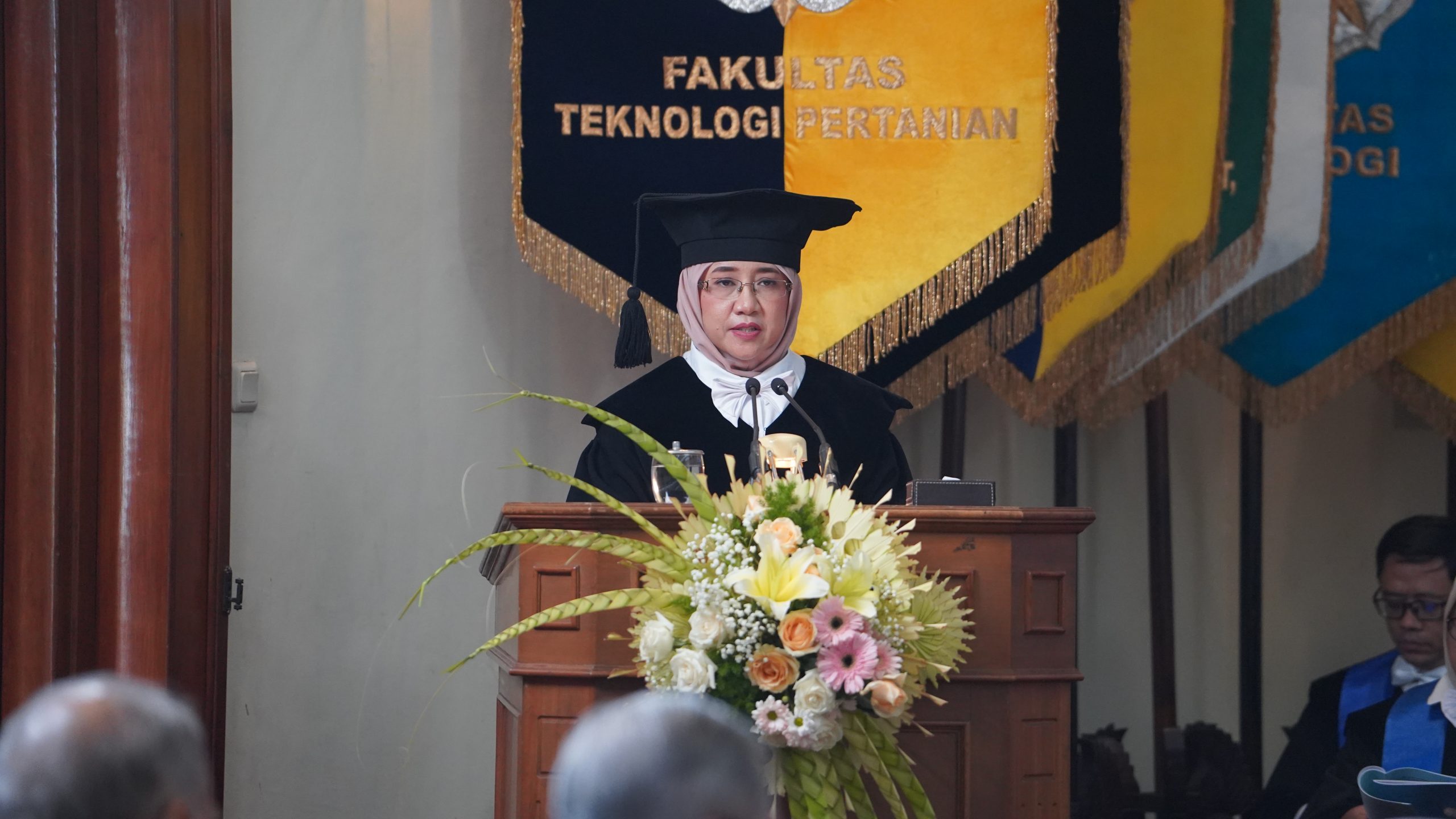 Prof Ria Millati Dikukuhkan Sebagai Guru Besar FTP UGM Fakultas