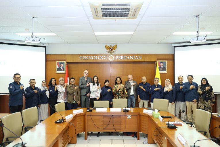 Pertemuan Tim Asesor ASIIN dengan Pimpinan Fakultas Teknologi Pertanian UGM dan Pengurus Departemen Teknik Pertanian dan Biosistem UGM, 4-5 Februari 2025